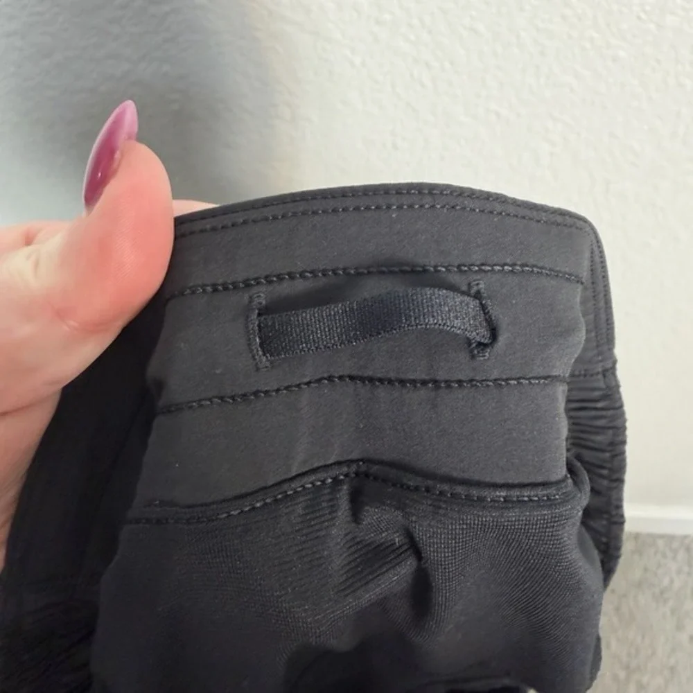 Lululemon Size 14 USC College Hotty Hot Shorts Black‎ Running Athletic